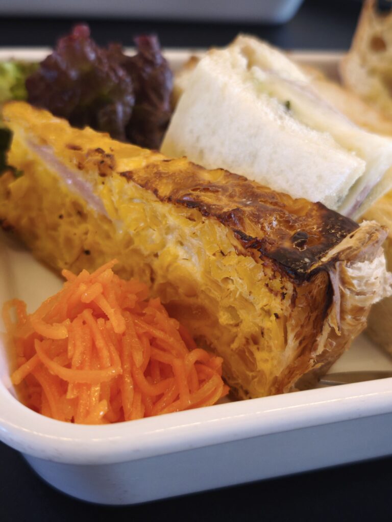 とうもろこしとベーコンのキッシュ