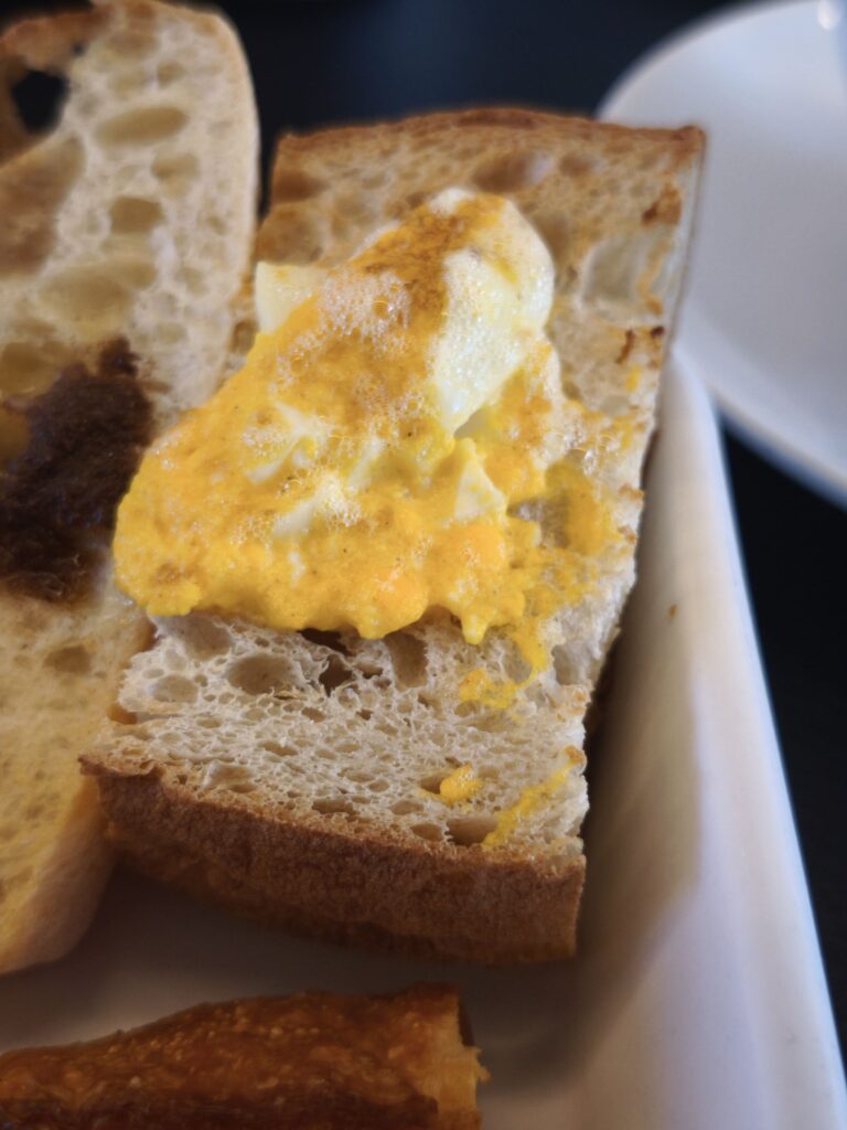 たまごバケット?トースト